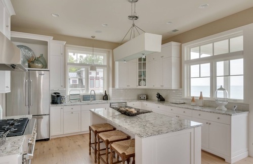 South Haven House | Waters Reach: Family-Friendly Luxury & South Haven's Best Views