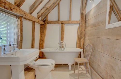 Abbess Roding House | Watersheet Farm Barn