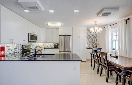 St. Petersburg Condo | Waterside at Coquina Key South Open Tampa Bay view, 2br 1 ba gorgeous come enjoy