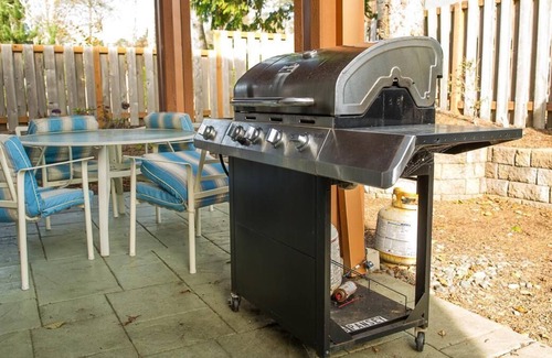 Rockaway Beach House | Waterside Family Fun