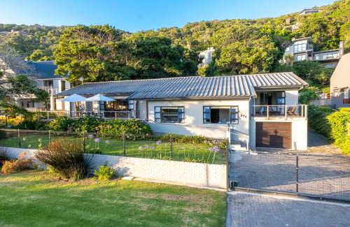 Wilderness House | Waterside Holiday House