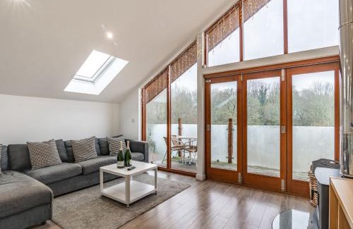 Rastrick House | Waterside Lodge Fifteen - Uk36708