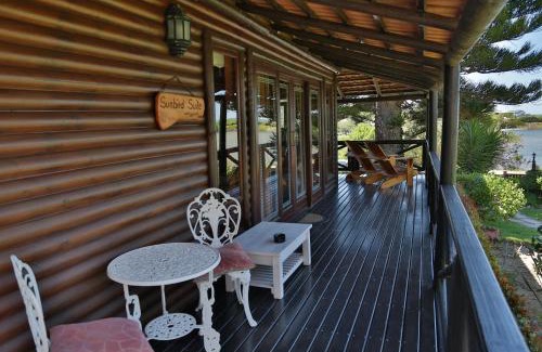 Wilderness House | Waterside Lodge