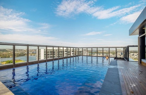 Sydney Olympic Park Apartment | Waterview Apt at Wentworth Point
