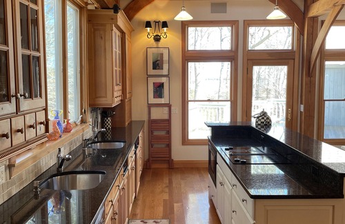 Oak Bluffs House | Waterview Farm Contemporary Island Home Walk to Beach and Farm Neck Golf Club