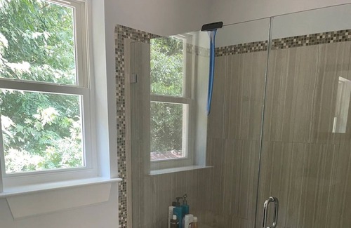 Knoxville House | WATERVIEW HOME ON TOP OF A MOUNTAIN 1 Hr From DC