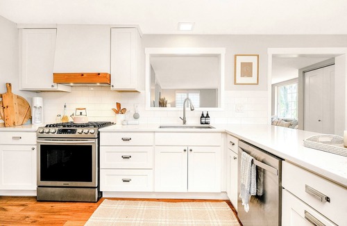 Poulsbo House | Waterview + Sunrises in this Contemporary Gem