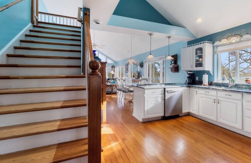 Ocean Isle Beach House | Waterway Escape located on the Intracoastal Waterway. Boating, fishing, Golfing.