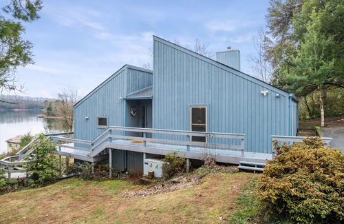 Spring City House | Watts Bar Lake House