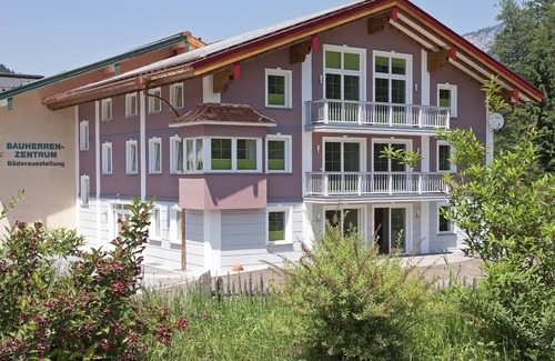 Bischofswiesen Apartment | Watzmann, 2-4 Pers., 120 m², 2 Schlafzimmer, Wohnzimmer, Kochnische, Badewanne, Dusche und WC, Balkon