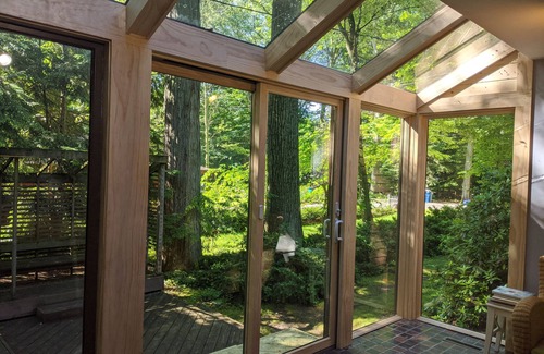 Waukazoo Woods House | Waukazoo Woods getaway. Equally close to downtown Holland and Lake Michigan
