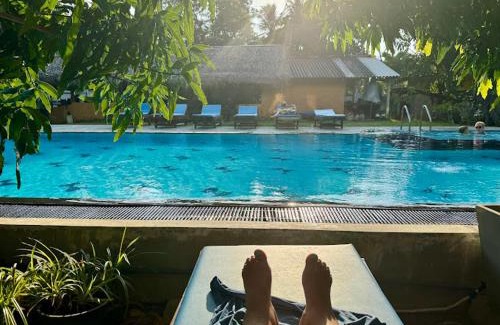 Mirissa Resort | Wavelength