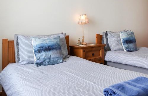 Dinas Dinlle Apartment | Waves - Ukc6952