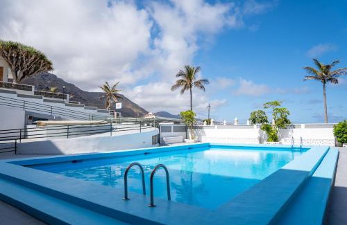 Punta del Hidalgo Apartment | Waves Views