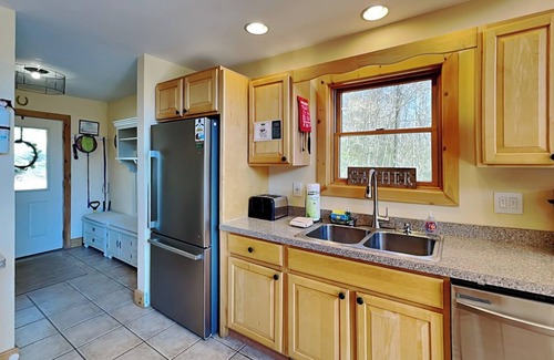 McHenry House | Waves, Waffles & Wifi