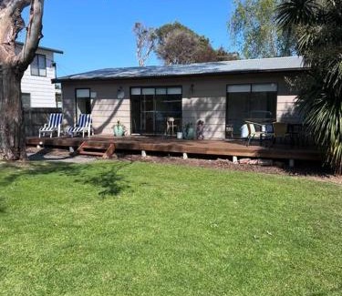 Cowes House | Waves & Whispers Family Retreat