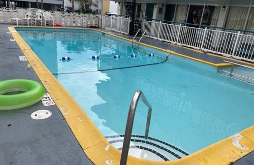 Downtown Myrtle Beach Hotel | Wayfarer Motel