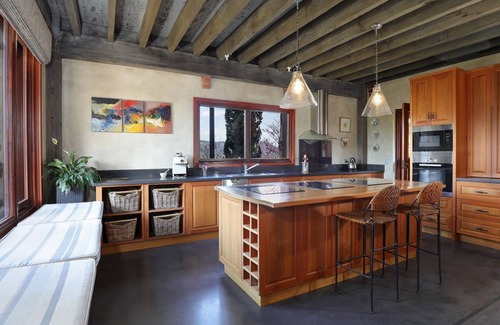 Kanimbla House | Wayimaa Cottage | 1 bedroom country escape with views