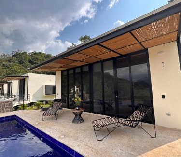 Villeta Hotel | Wayma House