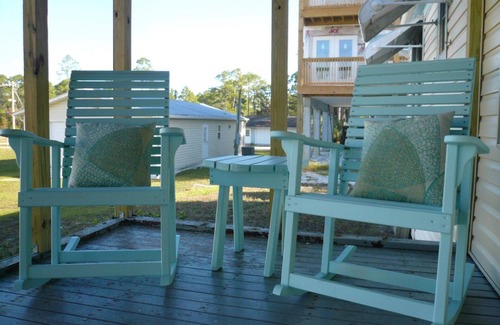 Mexico Beach Cottage | WE ARE BACK! NOW AVAILABLE! SNOWBIRDS CONTACT US FOR SPECIAL RATES!