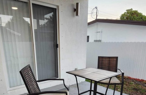 Liberty City House | We are located in the heart of Miami, 10 min away from Downtown, Beaches, M.I.A