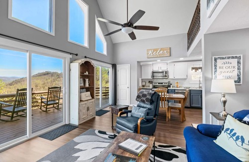 Hendersonville Cabin | We are Open! It's ALL About That View! Hendersonville, Asheville NC, Hot Tub!