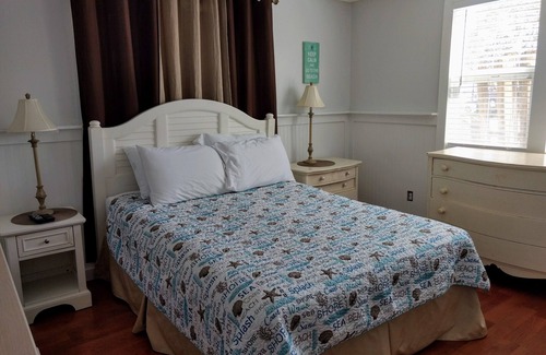 Orange Beach Cabin | WE ARE PET FRIENDLY!