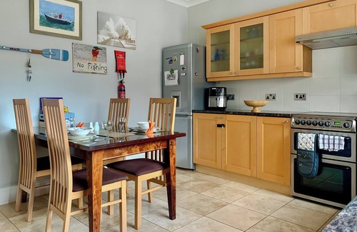 Bridlington Cottage | We just love this mid terraced house.