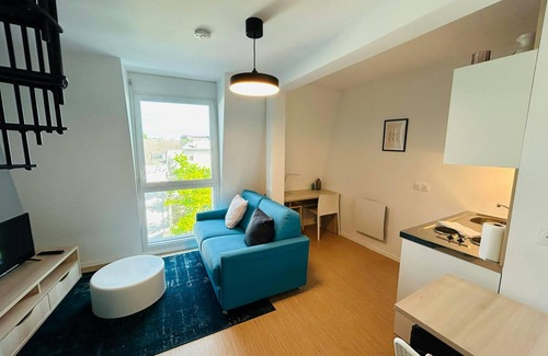 Barbatre Apartment | We Live In R - Duplex 502