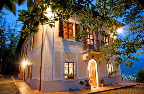 Pratovecchio Villa | Wedding in Benfenati's villa, with amazing private pool in Tuscany.