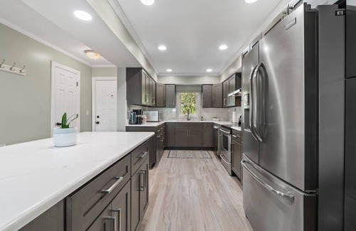Durants Neck Condo | Weekday Waterside Retreat