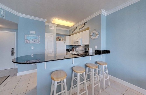 Panama City Beach Resort | Weekend Getaway ~ Sept 26 - 28th! Beautiful 2nd floor!