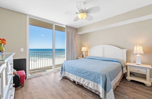 Panama City Beach Resort | Weekend Getaway ~ Sept 26 - 28th! Beautiful 2nd floor!