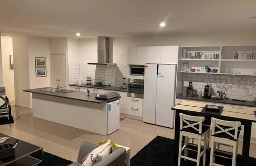 Capel Sound Apartment | Weekender For Two with outdoor Spa