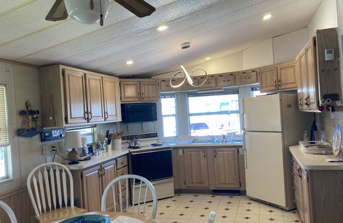 Hutchinson Island South Cottage | Weeks available in January, February and March