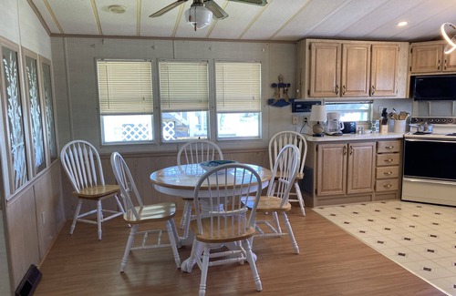 Hutchinson Island South Cottage | Weeks available in January, February and March