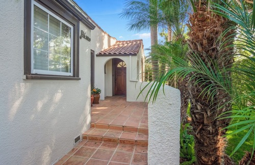 Melrose House | WeHo Central 3-bedroom 2 bath Spanish Colonial & Garden
