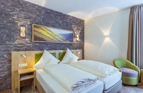 Reil Hotel | WeinBergHotel Nalbach