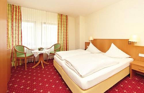 Reil Hotel | WeinBergHotel Nalbach