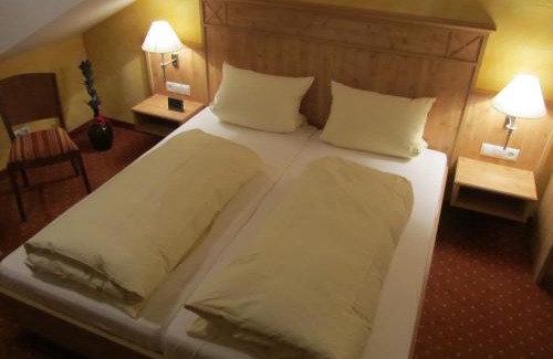 Neustadt-Hambach Bed & Breakfast | Weinhaus Paradies