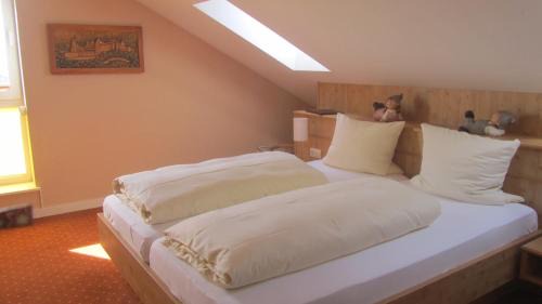 Neustadt-Hambach Bed & Breakfast | Weinhaus Paradies
