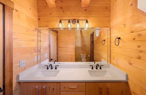 Leesburg Cabin | Weiss lake 3 cabins lake front,boat