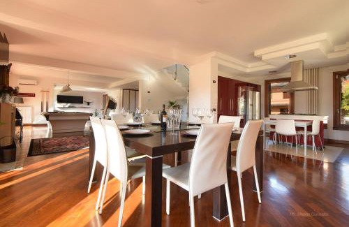 Noventa Padovana Apartment | Welc-oM Villa Noventa Padovana