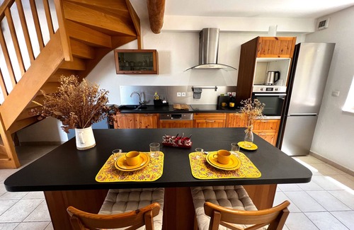 Saint-Julien-de-Peyrolas House | WELCOME TO THE CASA DE PIERRE