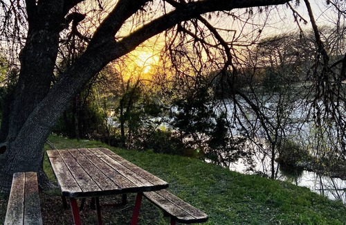 Leakey House | Welcome anytime, 55 yards to the Frio river