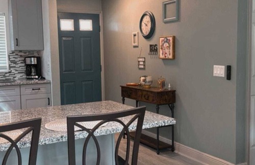Oak Ridge House | Welcome, cozy 3-bedroom, 2-bath home just minutes from world-famous theme parks,