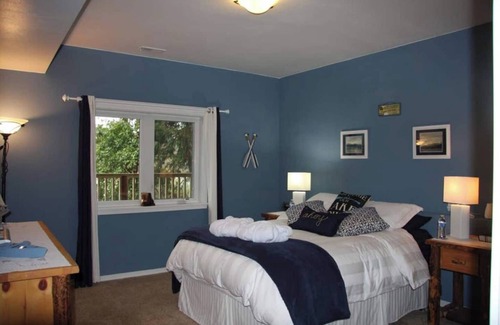 Eatonville House | Welcome! Create your own Lakeside Memories on Lake Tanwax