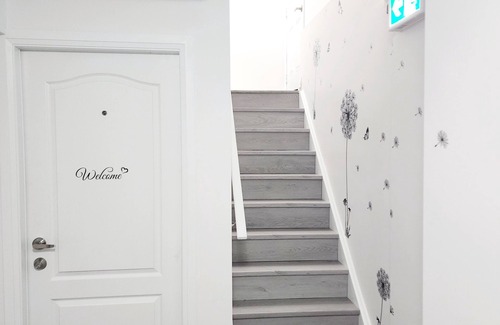 Brampton Apartment | Welcome Home- 2 BR Basment suite