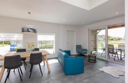 Koudekerke Apartment | Welcome in - Vakantiewoning Jikkemien met terras, vrij uitzicht en huisdiervriendelijk