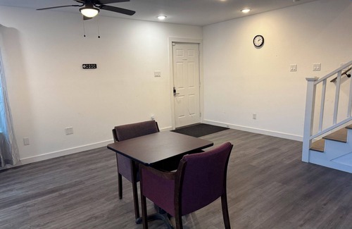 Northside House | Welcome to a minimalist Sandy Room 3B in a 3bed house with AC in vibrant Houston